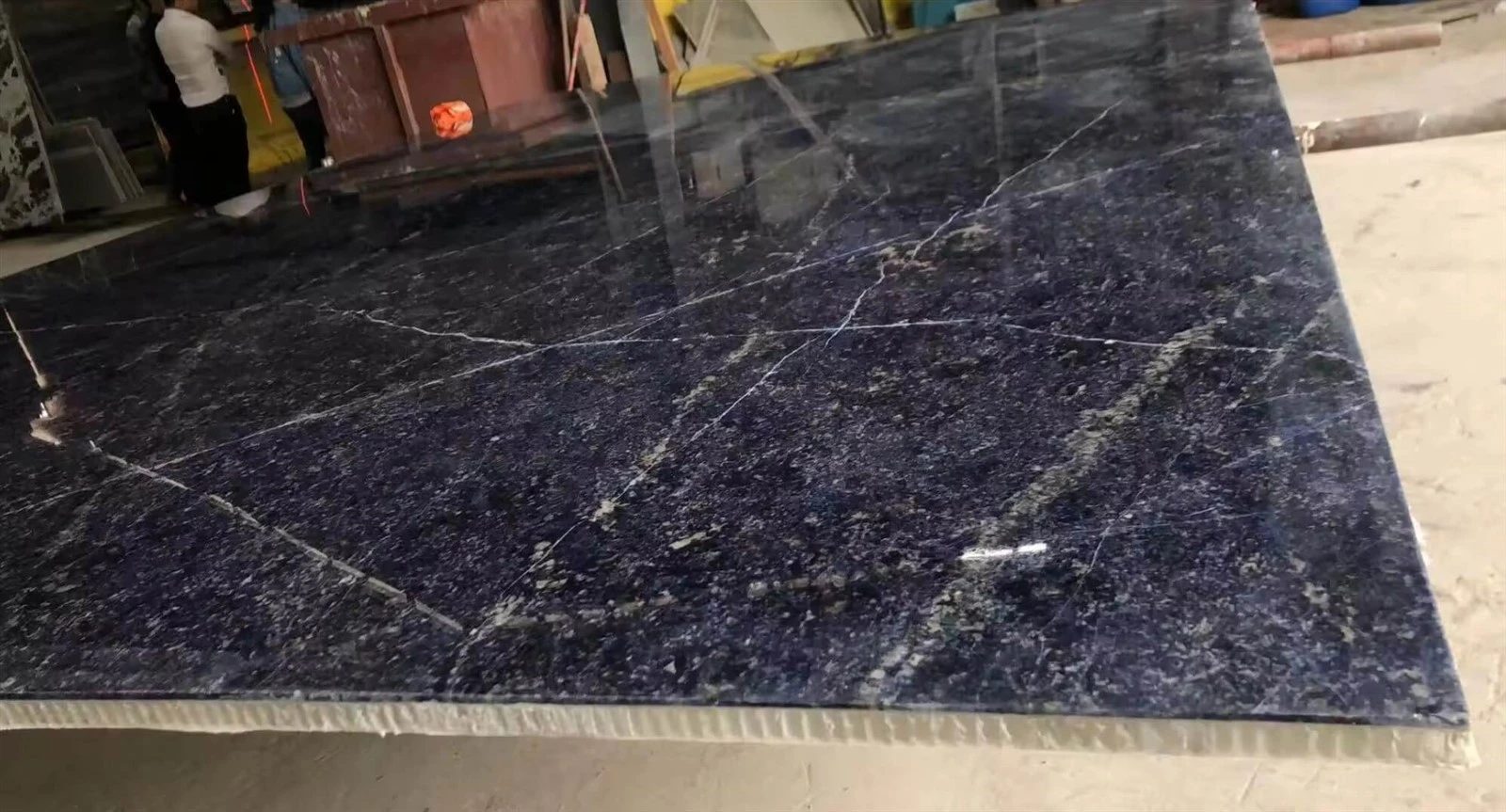 Composite-Slab-cut-by-Stone Thin Slab Splitter Composite-Slab-cut-by-Stone Thin Slab Splitter