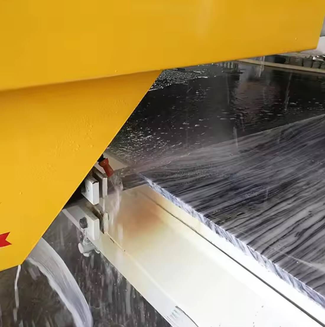 Thin Slab Band Saw Cutting Machine Thin Slab Band Saw Cutting Machine